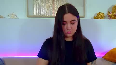 Snapshot of christinamilton chatting on October 7, 6:45 pm Christina online show from October 7, 6:45 pm