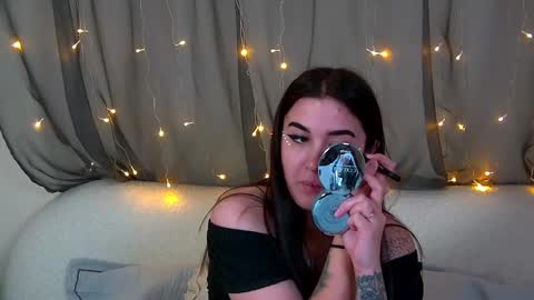 Snapshot of christinamilton chatting on October 25, 6:59 pm Christina online show from October 25, 6:59 pm