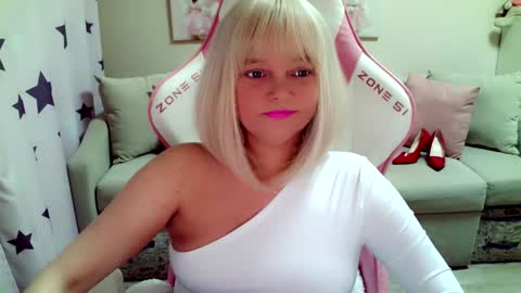 Christi online show from October 3, 6:51 am