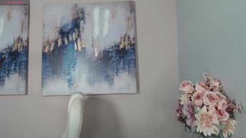 Snapshot of chubby_vaniie_ chatting on March 4, 7:01 pm Vanesa online show from March 4, 7:01 pm