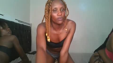Snapshot of chyna_baibe chatting on September 10, 5:57 pm chyna_baibe online show from September 10, 5:57 pm