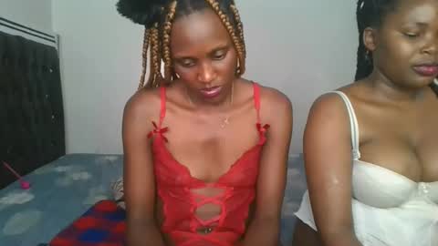 Snapshot of chyna_baibe chatting on September 12, 7:32 pm chyna_baibe online show from September 12, 7:32 pm