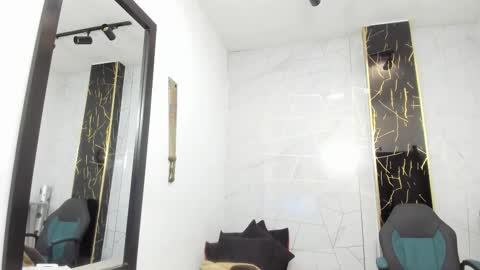 ...   ... online show from January 6, 4:16 am