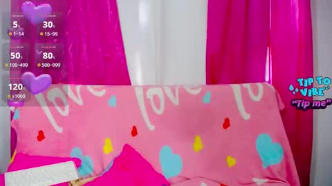 Snapshot of ciaraasweet chatting on September 19, 3:44 pm Ciara  online show from September 19, 3:44 pm