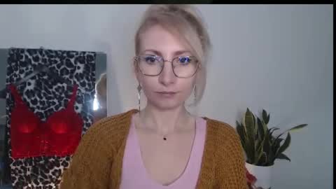 Cinderella online show from April 8, 5:42 am