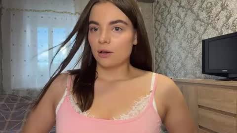 Caroline online show from July 13, 4:30 pm