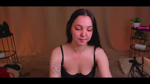 Cindy online show from June 3, 6:02 pm