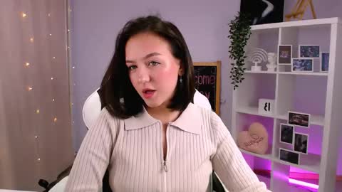 Cindy online show from September 17, 5:27 am