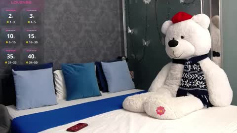 Snapshot of cindywood chatting on October 30, 8:10 pm Cindy online show from October 30, 8:10 pm