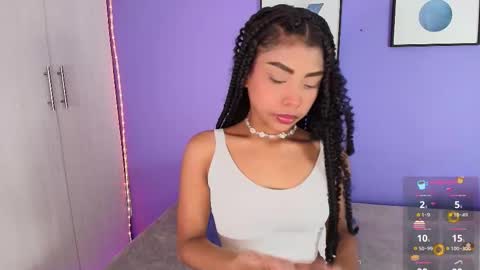 Snapshot of cinnamon_kyla chatting on February 16, 6:43 pm cinnamon_kyla online show from February 16, 6:43 pm