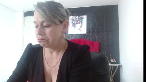 cinthia1609 online show from January 14, 8:04 pm
