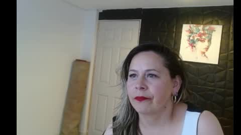 cinthia1609 online show from September 24, 8:41 pm