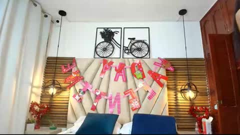 Snapshot of cinthiabaker chatting on October 4, 11:27 am cinthiabaker online show from October 4, 11:27 am