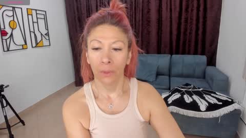  CINTIA  online show from January 2, 11:31 am