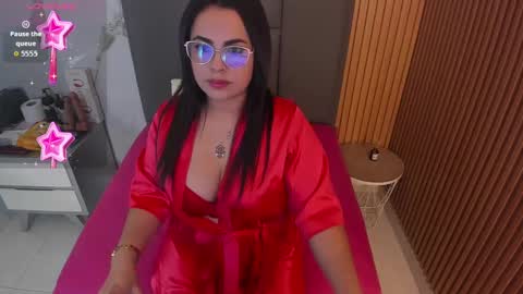 Snapshot of cintylovely chatting on October 6, 7:29 pm CINTIA online show from October 6, 7:29 pm