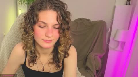 Jennie online show from October 4, 2:32 pm