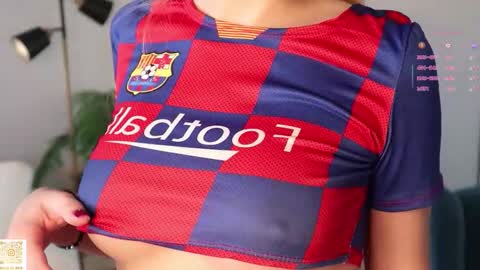 Snapshot of cirilada chatting on October 21, 7:45 am Sandy online show from October 21, 7:45 am