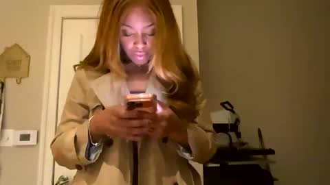 citygirlken online show from November 10, 6:52 am