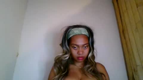 ckamilla45 online show from October 4, 7:36 am