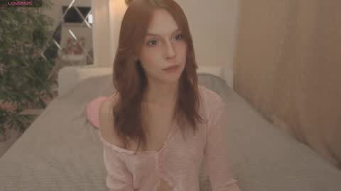 Claire Bennett online show from September 18, 11:14 pm