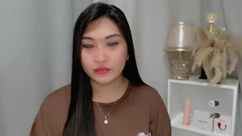 CLAIRE online show from May 11, 4:14 am