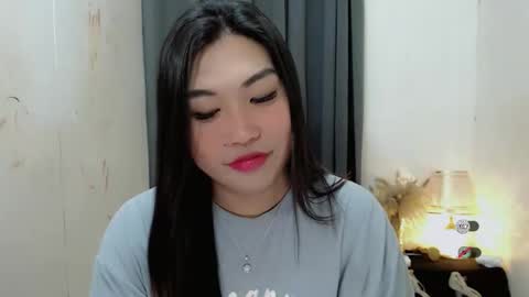 Snapshot of clairewntr_ chatting on September 28, 11:15 am CLAIRE online show from September 28, 11:15 am