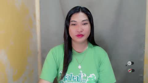 CLAIRE online show from December 18, 4:28 pm