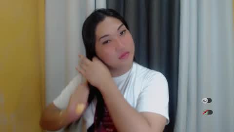CLAIRE online show from January 19, 2:17 pm