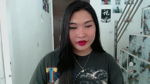 CLAIRE online show from February 15, 7:51 am