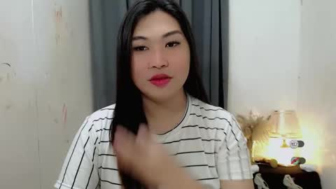 Snapshot of clairewntr_ chatting on September 27, 11:06 am CLAIRE online show from September 27, 11:06 am