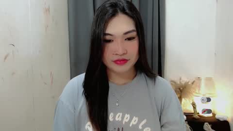 Snapshot of clairewntr_ chatting on September 29, 11:48 am CLAIRE online show from September 29, 11:48 am