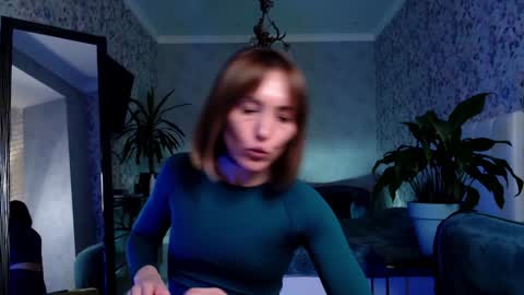 Clara online show from December 5, 6:44 pm