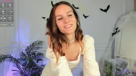 Snapshot of clare_ff chatting on October 28, 1:39 pm Claire online show from October 28, 1:39 pm