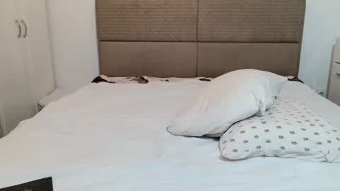 Snapshot of claudiacoxxx chatting on February 13, 5:54 pm claudiacoxxx online show from February 13, 5:54 pm