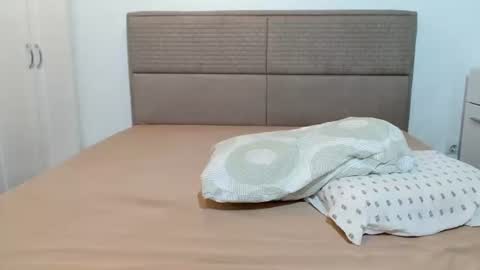 Snapshot of claudiacoxxx chatting on September 19, 7:13 pm claudiacoxxx online show from September 19, 7:13 pm