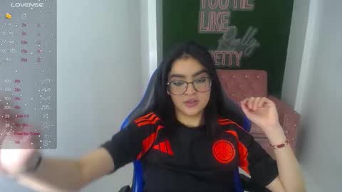 Snapshot of clementine_t chatting on September 10, 2:55 am Clementine online show from September 10, 2:55 am
