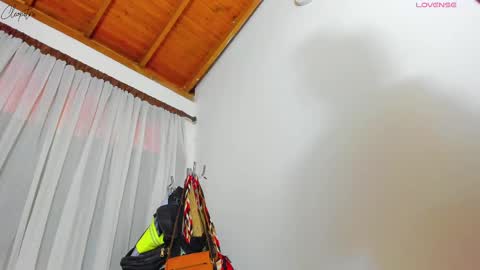 Snapshot of cleopatra_bigboobs chatting on February 24, 5:20 pm MARCELA online show from February 24, 5:20 pm