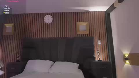 Snapshot of cleowhite_ chatting on September 25, 6:34 am cleowhite_ online show from September 25, 6:34 am