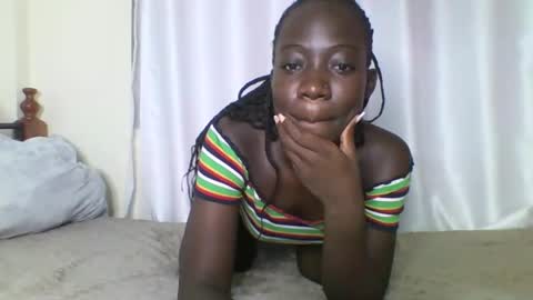 clittygirl52 online show from December 13, 7:32 pm