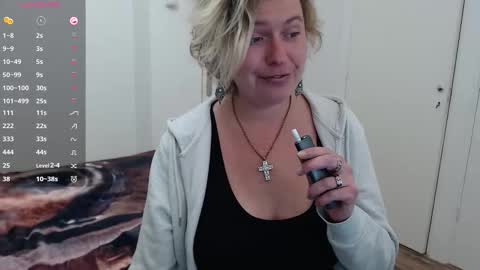 Syl  online show from November 16, 2:50 pm