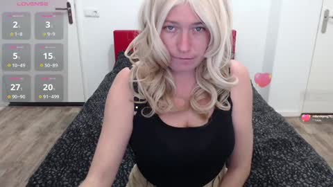 Syl  online show from January 3, 11:46 am