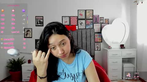 cloe_7 online show from February 10, 1:25 pm