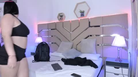 Cloe Online de 600 a 1400 online show from October 23, 11:38 am