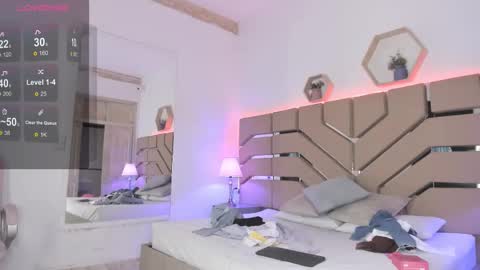 Cloe Online de 600 a 1400 online show from October 15, 11:35 am