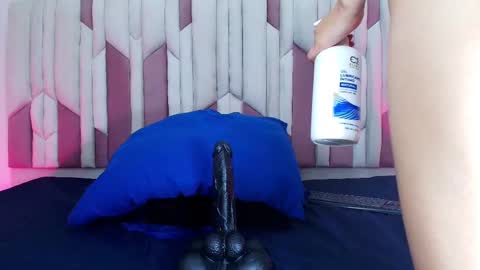 Snapshot of cloe_stanfort chatting on September 25, 8:06 pm Cloe  Stanfort online show from September 25, 8:06 pm