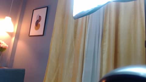 Cloe  online show from February 28, 5:48 am
