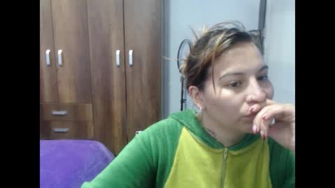 cloepussy online show from October 14, 3:25 pm