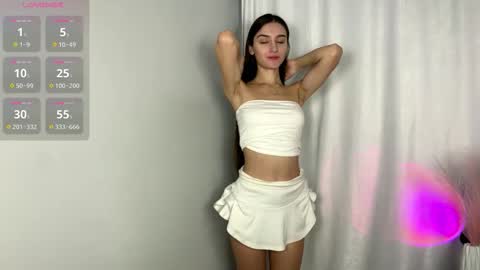 Snapshot of cloudbae chatting on October 26, 4:52 am Kelly online show from October 26, 4:52 am