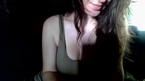 cloudylemonade22 online show from November 30, 9:24 am