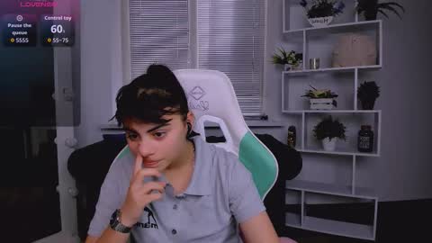 Olivia online show from November 2, 8:29 am